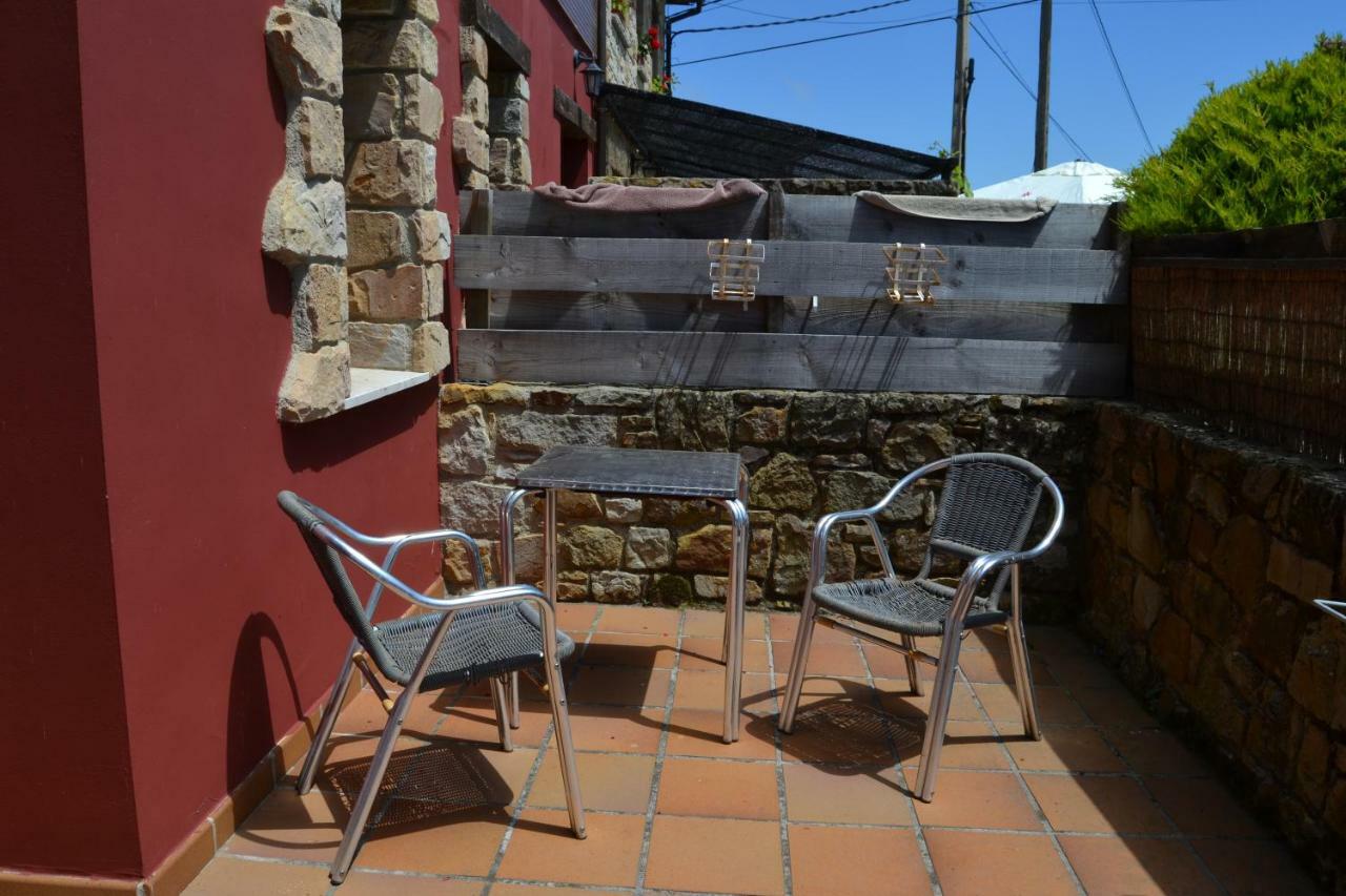 Apartamentos Rurales La Cirigueena Oles Exteriér fotografie