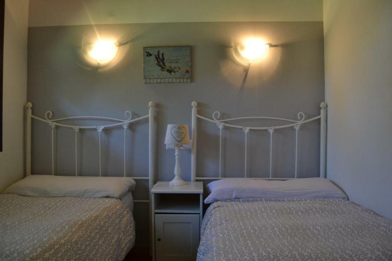 Apartamentos Rurales La Cirigueena Oles Exteriér fotografie